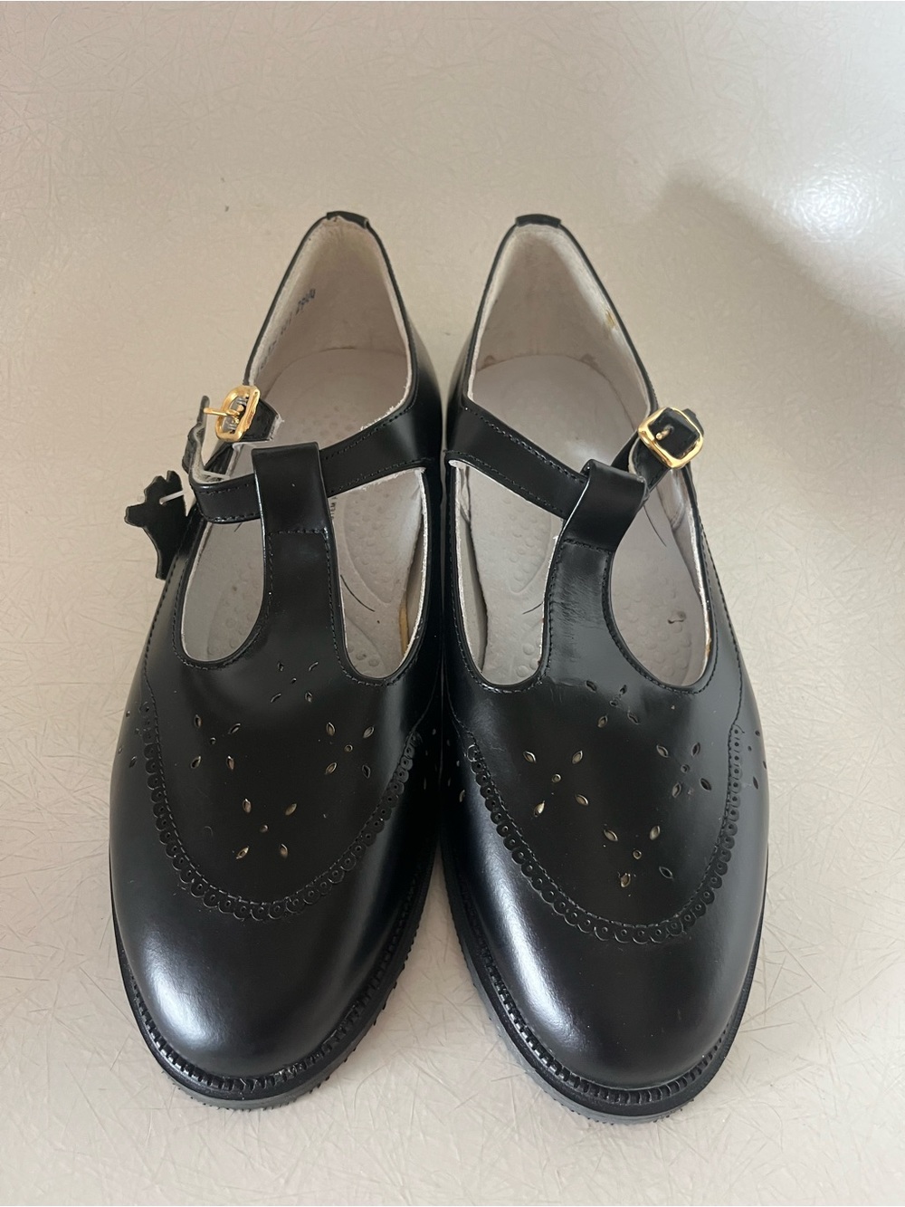 Vintage Genuine Leather T-strap Mary Jane shoes in black size 38